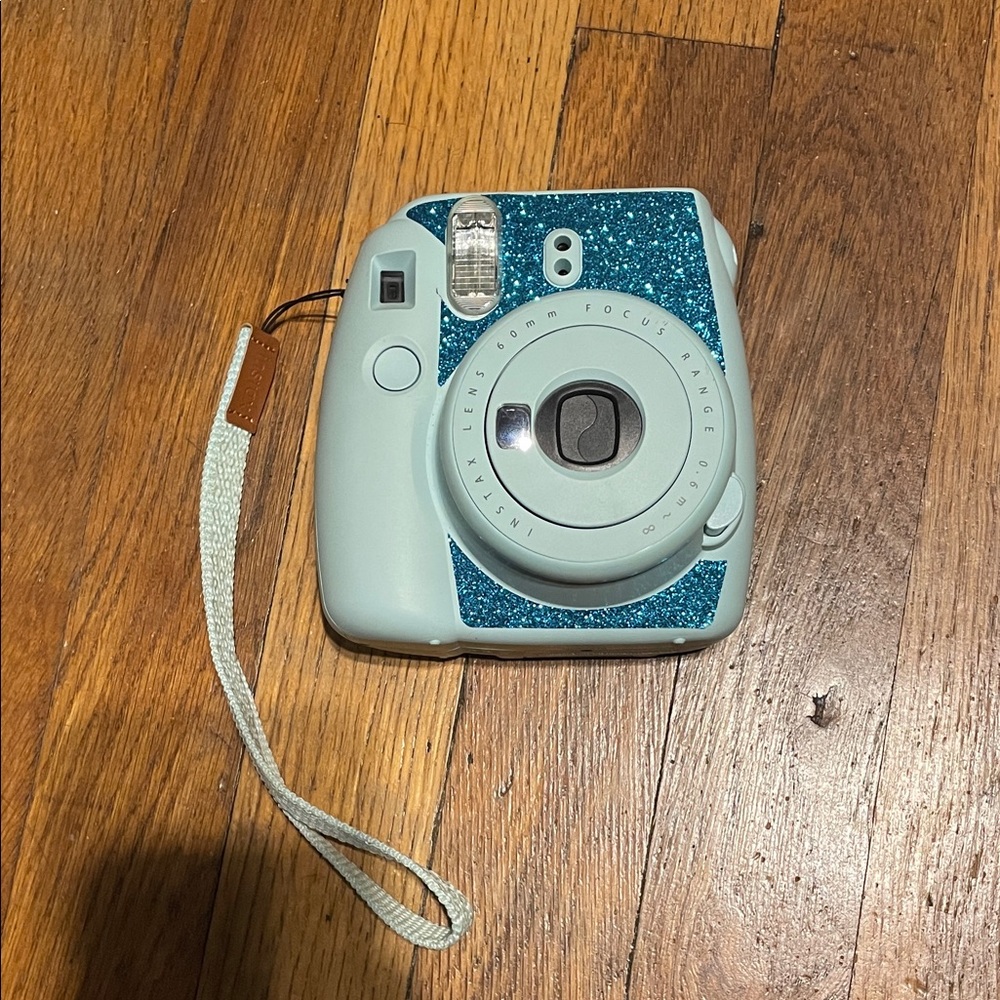 Fujifilm Instax Mini Blue Glitter Camera